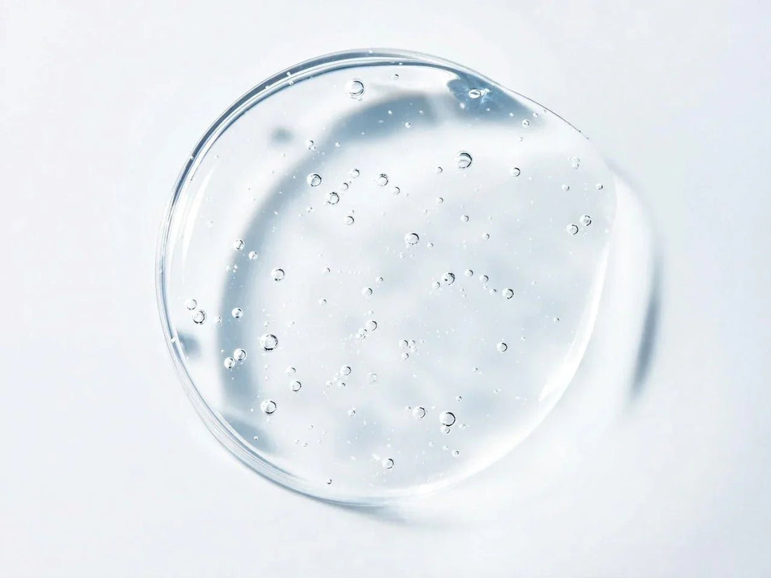 Demystifying Niacinamide's Role in Your Skincare Routine - PURAMORIA