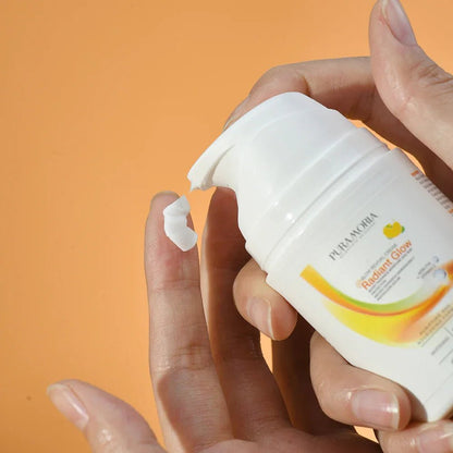 Radiant Glow Vitamin C Day Cream - PURAMORIA
